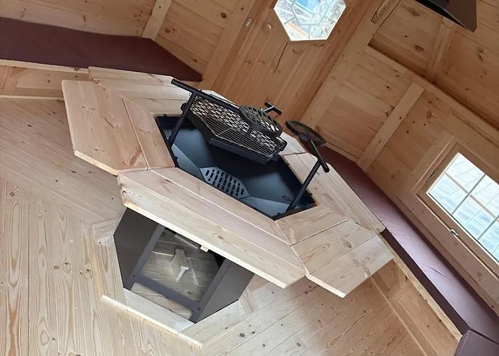 Vosges, Spa, Sauna & Piscine 度假居 *