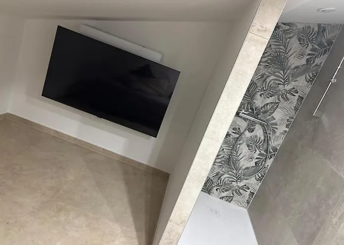 Vosges, Spa, Sauna & Piscine 度假居 Moyenmoutier