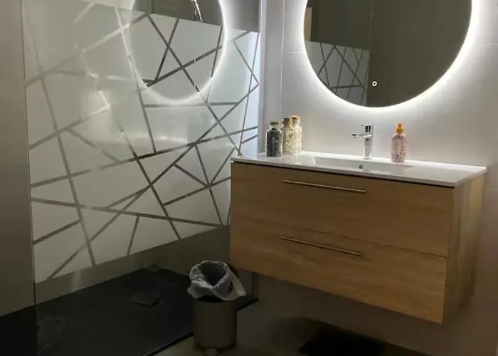 Vosges, Spa, Sauna & Piscine 度假居 Moyenmoutier